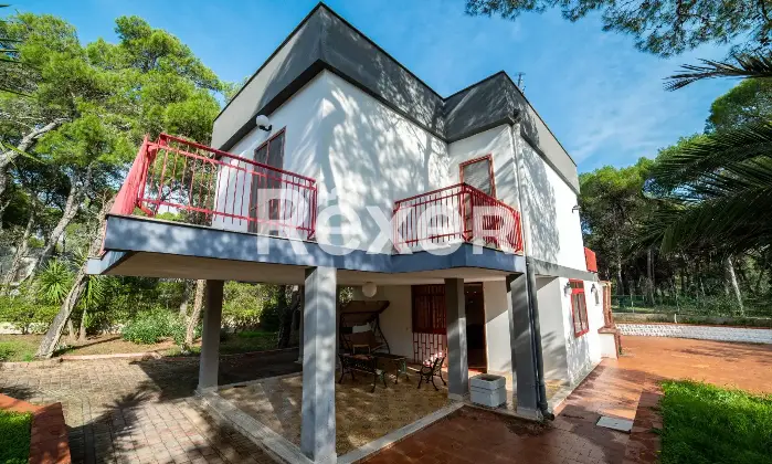 Rexer-Massafra-Villa-con-piscina-condominiale-e-spiaggia-raggiungibile-a-piedi-Altro