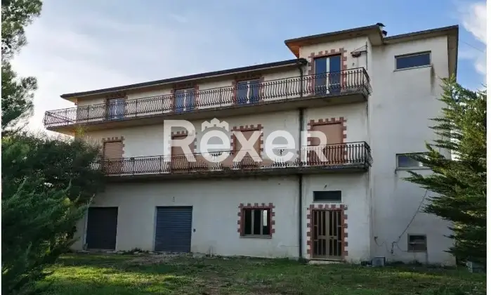 Rexer-Buonalbergo-Masseria-in-vendita-in-Contrada-Monte-Maruzzo-a-Buonalbergo-Altro