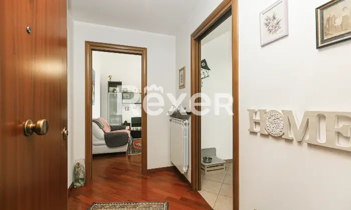 Rexer-Genova-Vendesi-appartamento-terzo-piano-Altro