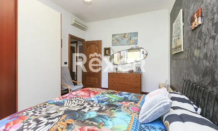 Rexer-Genova-Vendesi-appartamento-terzo-piano-Altro