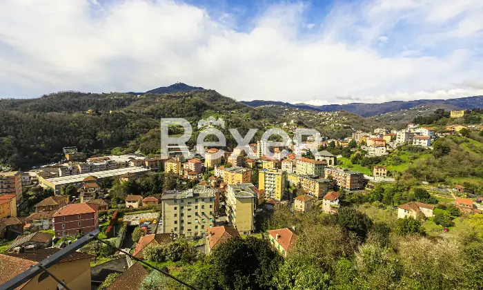 Rexer-Genova-Vendesi-appartamento-terzo-piano-Altro