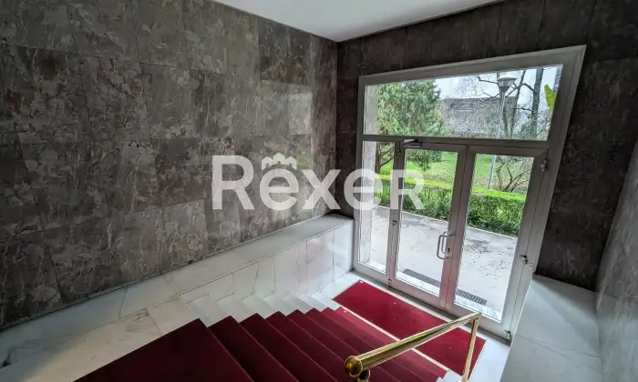 Rexer-Milano-NUDA-PROPRIETA-Appartamento-mq-ultimo-piano-Altro