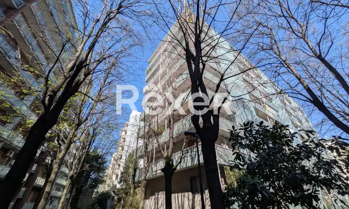 Rexer-Milano-NUDA-PROPRIETA-Appartamento-mq-ultimo-piano-Altro