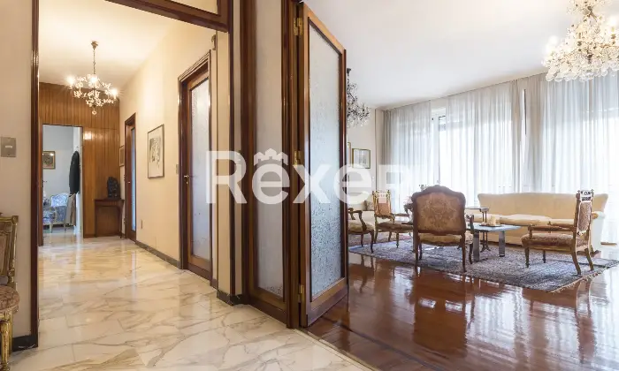 Rexer-Torino-PENTALOCALE-CON-VISTA-PANORAMICA-Altro