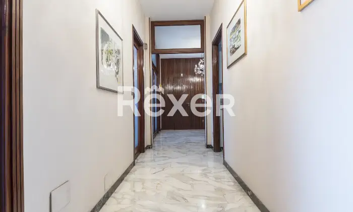 Rexer-Torino-PENTALOCALE-CON-VISTA-PANORAMICA-Altro