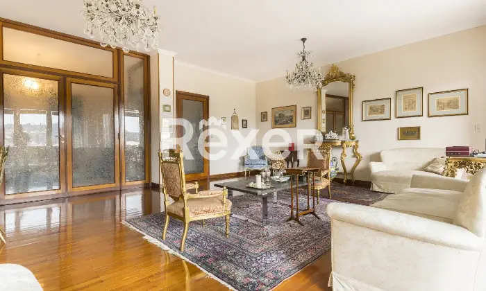 Rexer-Torino-PENTALOCALE-CON-VISTA-PANORAMICA-Altro