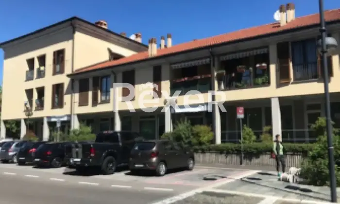 Rexer-Solaro-Filiale-Bancaria-in-vendita-a-Solaro-Altro