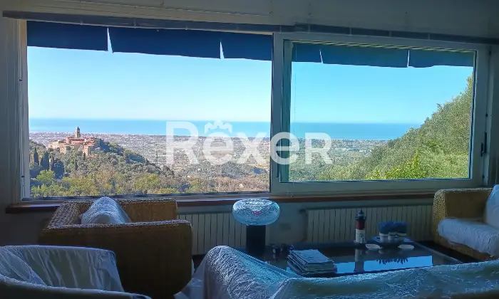 Rexer-Camaiore-Villa-vista-mare-con-piscina-e-terreni-oltre-dependance-Altro