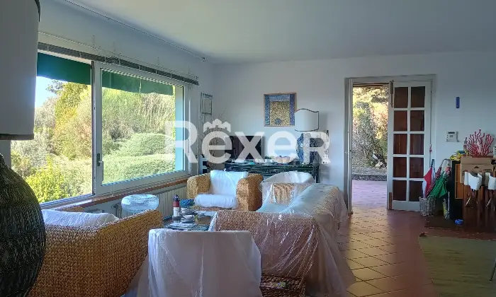 Rexer-Camaiore-Villa-vista-mare-con-piscina-e-terreni-oltre-dependance-Altro
