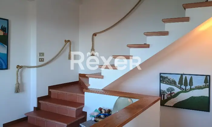 Rexer-Camaiore-Villa-vista-mare-con-piscina-e-terreni-oltre-dependance-Altro