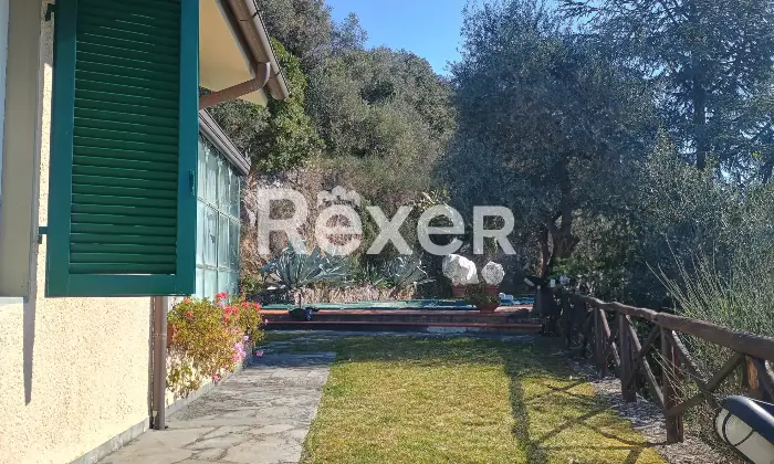 Rexer-Camaiore-Villa-vista-mare-con-piscina-e-terreni-oltre-dependance-Altro