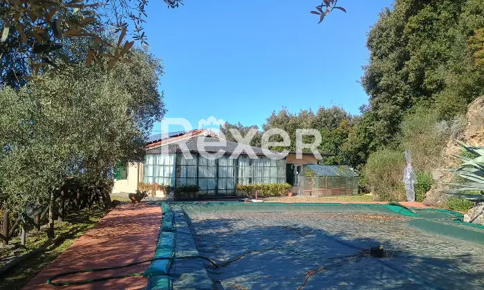 Rexer-Camaiore-Villa-vista-mare-con-piscina-e-terreni-oltre-dependance-Altro