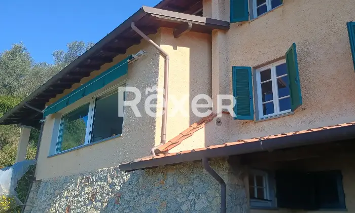 Rexer-Camaiore-Villa-vista-mare-con-piscina-e-terreni-oltre-dependance-Altro