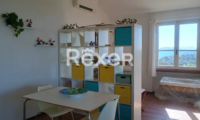 Rexer-Camaiore-Villa-vista-mare-con-piscina-e-terreni-oltre-dependance-Altro