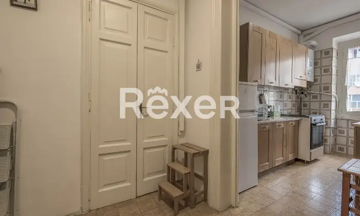 Rexer-Roma-Prestigioso-e-panoramico-ultimo-piano-Altro