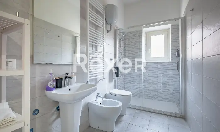 Rexer-Roma-Prestigioso-e-panoramico-ultimo-piano-Altro