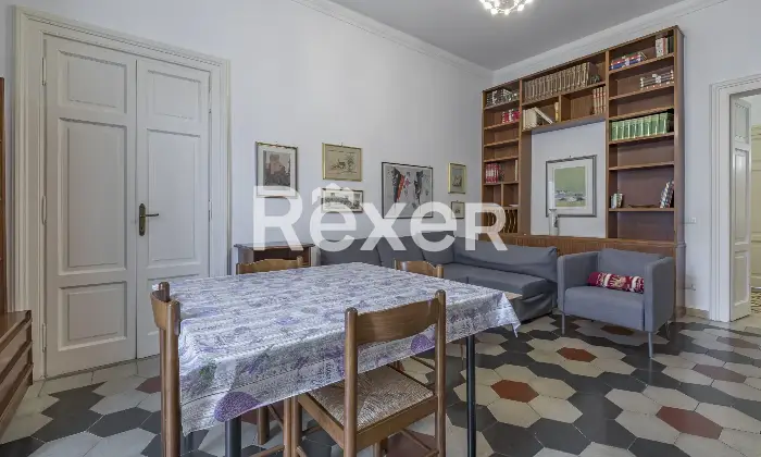Rexer-Roma-Prestigioso-e-panoramico-ultimo-piano-Altro