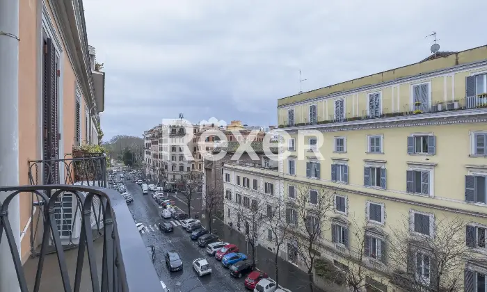 Rexer-Roma-Prestigioso-e-panoramico-ultimo-piano-Altro