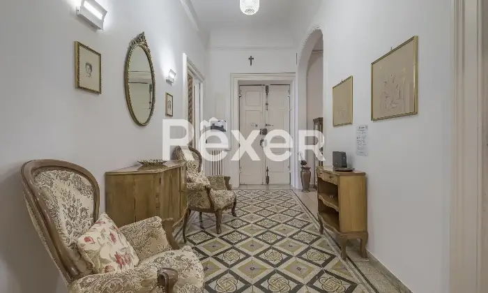 Rexer-Roma-Prestigioso-e-panoramico-ultimo-piano-Altro