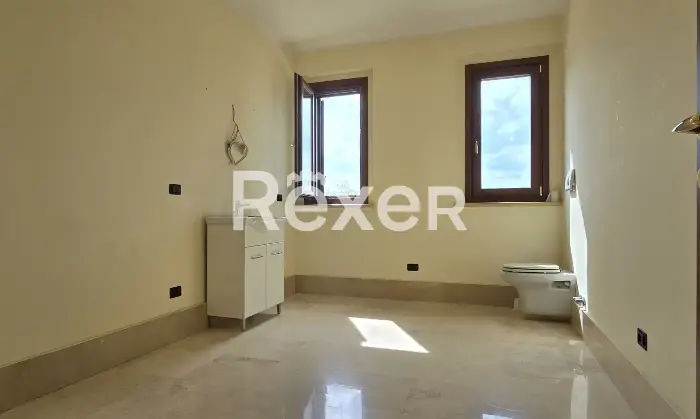 Rexer-San-Vito-Chietino-Villa-panoramica-vista-mare-con-ampio-parco-privato-sulla-Costa-dei-Trabocchi-Altro