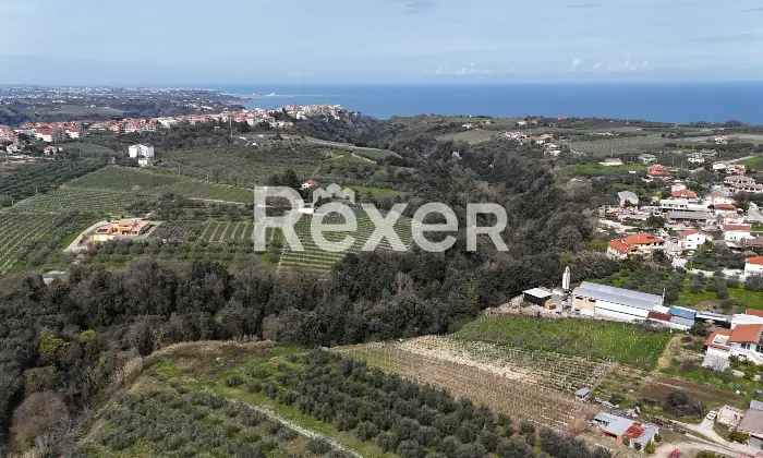 Rexer-San-Vito-Chietino-Villa-panoramica-vista-mare-con-ampio-parco-privato-sulla-Costa-dei-Trabocchi-Altro