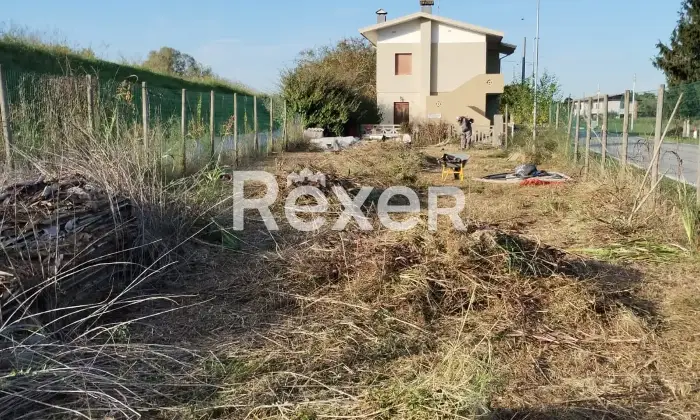 Rexer-Latisana-Vendesi-villetta-bifamiliare-Altro
