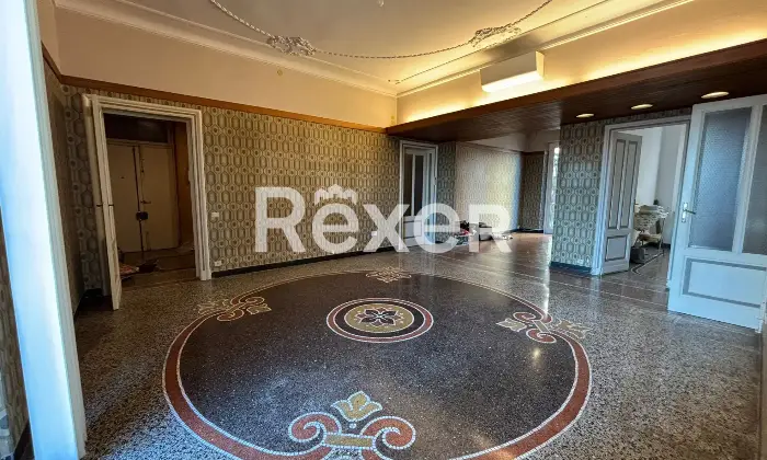 Rexer-Savona-Panoramico-immobile-signorile-con-garage-Altro