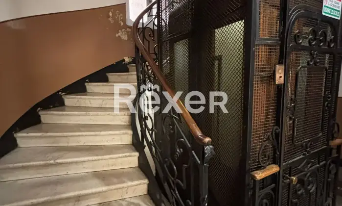 Rexer-Savona-Panoramico-immobile-signorile-con-garage-Altro