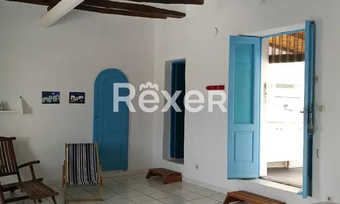 Rexer-Stromboli-Casa-eoliana-a-Scari-Stromboli-Tramonto-mare-e-vita-di-paese-in-un-unico-luogo-magico-Altro