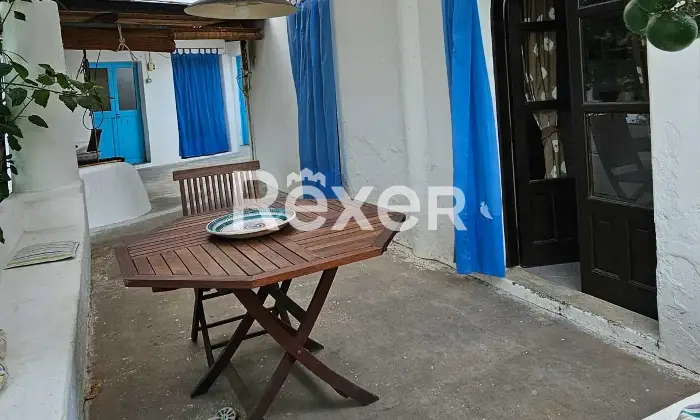 Rexer-Stromboli-Casa-eoliana-a-Scari-Stromboli-Tramonto-mare-e-vita-di-paese-in-un-unico-luogo-magico-Altro