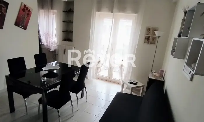 Rexer-Potenza-Appartamento-Zona-Stadio-Soggiorno