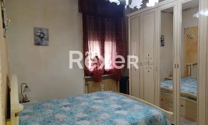 Rexer-Reggio-Emilia-Appartamento-con-ampio-terrazzo-verandato-cortile-e-garage-Altro