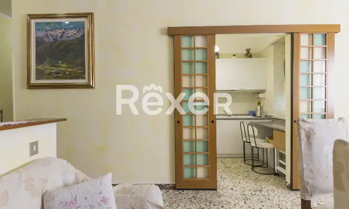 Rexer-Chieri-Luminoso-appartamento-al-paino-con-ascensore-Altro