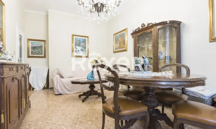 Rexer-Chieri-Luminoso-appartamento-al-paino-con-ascensore-Altro