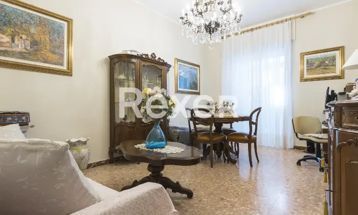 Rexer-Chieri-Luminoso-appartamento-al-paino-con-ascensore-Altro