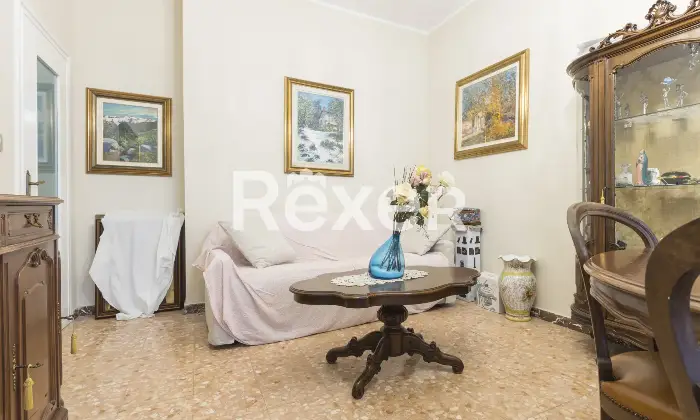 Rexer-Chieri-Luminoso-appartamento-al-paino-con-ascensore-Altro