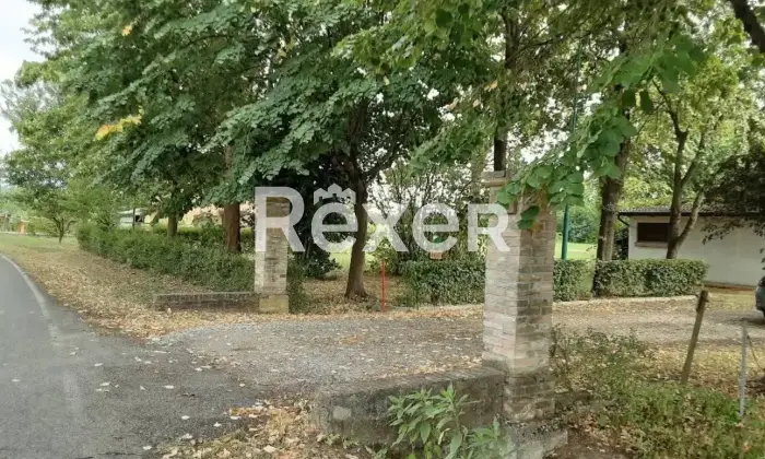 Rexer-Carpi-Hai-un-sogno-Casa-di-campagna-con-deposito-Giardino