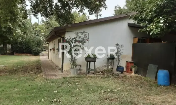 Rexer-Carpi-Hai-un-sogno-Casa-di-campagna-con-deposito-Giardino