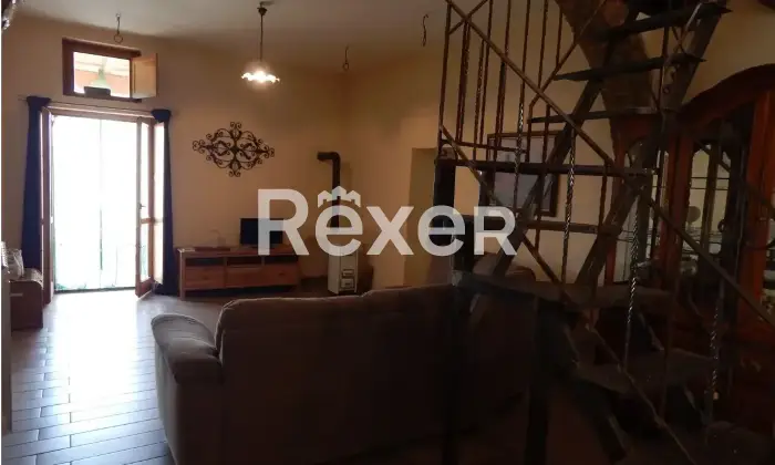 Rexer-Calitri-Appartamento-su-due-piani-in-vendita-in-Via-Ruggiero-a-Calitri-Altro