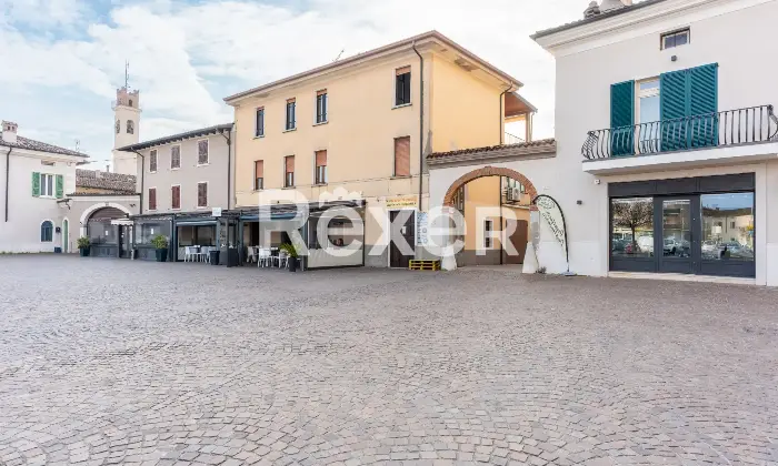 Rexer-Travagliato-Trilocale-piano-secondo-con-loggia-Altro