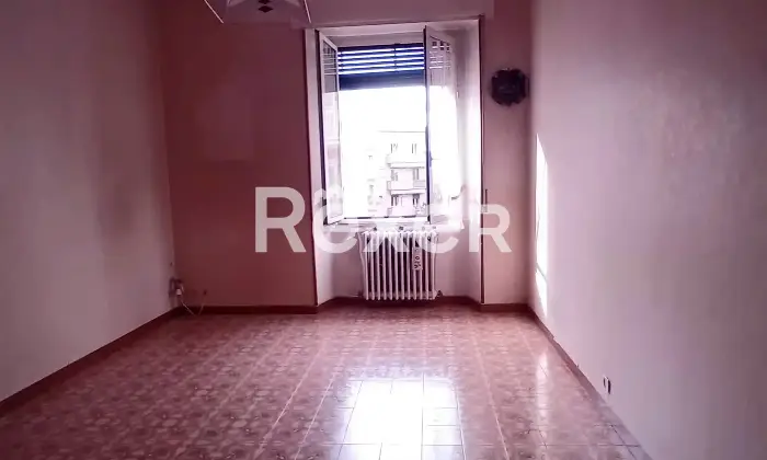 Rexer-Viterbo-Ampio-appartamento-con-garage-Altro