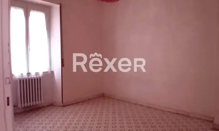 Rexer-Viterbo-Ampio-appartamento-con-garage-Altro