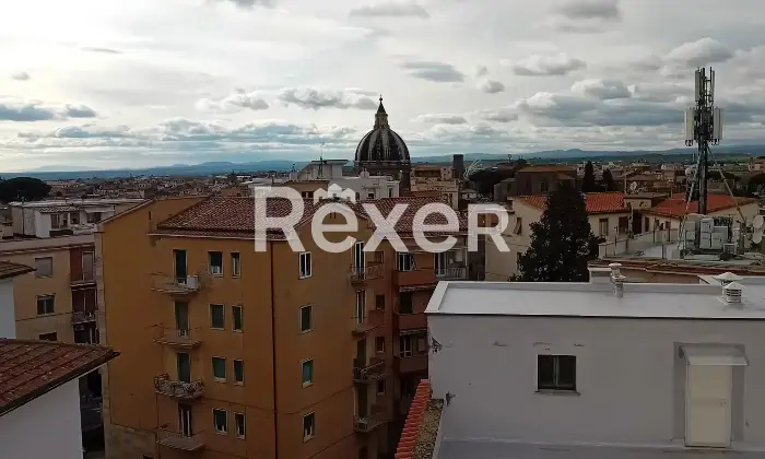 Rexer-Viterbo-Ampio-appartamento-con-garage-Altro