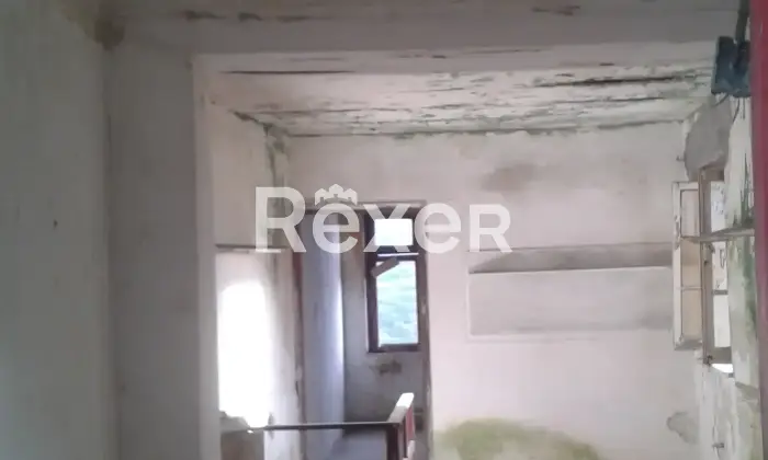 Rexer-Trebiano-Magra-Complesso-storico-in-pietra-in-vendita-in-Via-Sotto-Castello-Trebiano-Magra-ad-Arcola-Altro