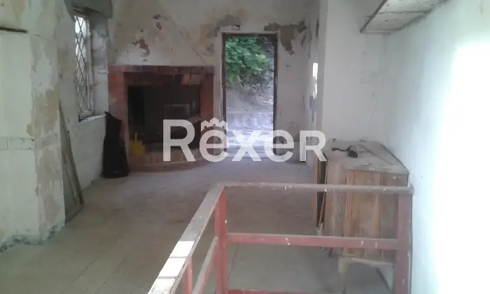 Rexer-Trebiano-Magra-Complesso-storico-in-pietra-in-vendita-in-Via-Sotto-Castello-Trebiano-Magra-ad-Arcola-Altro