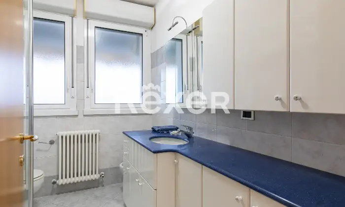 Rexer-Bologna-Appartamento-mq-con-balcone-e-cantina-Altro