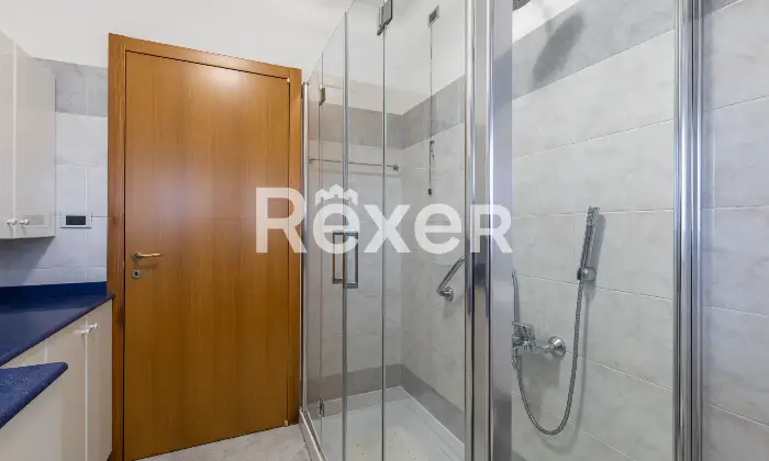 Rexer-Bologna-Appartamento-mq-con-balcone-e-cantina-Altro