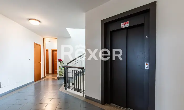 Rexer-Bologna-Appartamento-mq-con-balcone-e-cantina-Altro