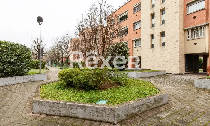 Rexer-Bologna-Appartamento-mq-con-balcone-e-cantina-Altro