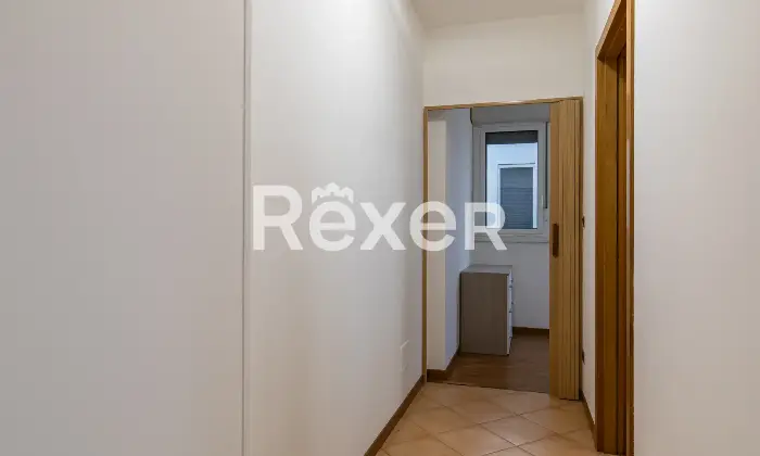 Rexer-Bologna-Appartamento-mq-con-balcone-e-cantina-Altro